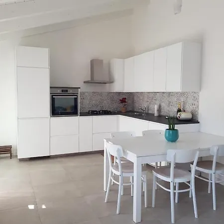 Dom wakacyjny Casa Tonia *